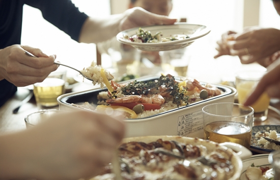 攝圖網(wǎng)_502019775_聚會聚餐美食特寫（企業(yè)商用）