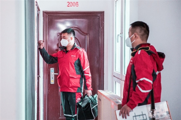 京東<a href=http://www.13269526841.cn/ target=_blank class=infotextkey>家電</a>家居全面升級以舊換新服務 京東618首日成交額同比增長160%