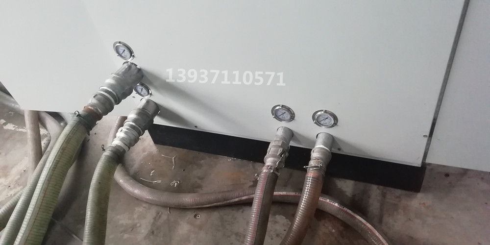 中頻鍛造加熱爐進出水接頭特寫