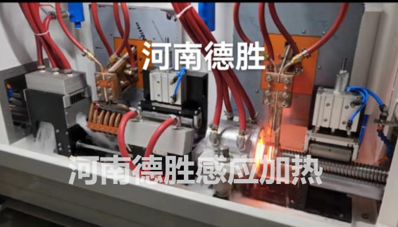 滾珠絲桿調(diào)質(zhì)設(shè)備生產(chǎn)線現(xiàn)場 滾珠絲桿調(diào)質(zhì)設(shè)備生產(chǎn)線現(xiàn)場